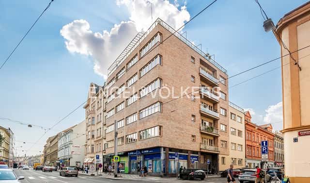 Pronájem obchodních prostor 183 m², Štefánikova, Praha 5 – Smíchov