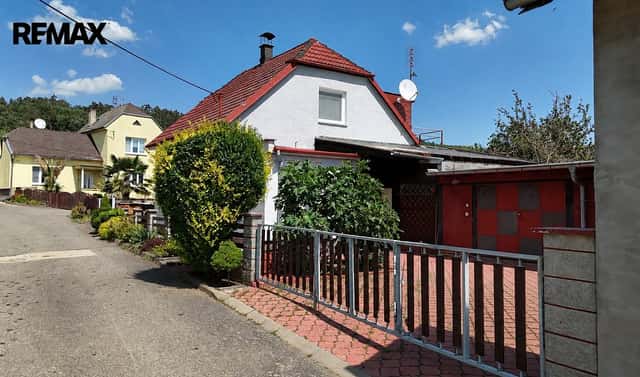 Prodej domu 100 m² s pozemkem 296 m², Břestek, okres Uherské Hradiště