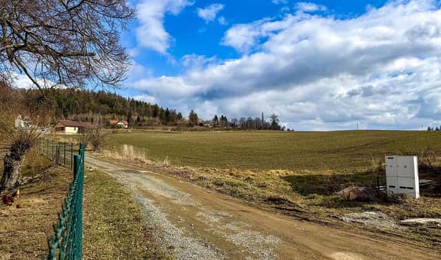 Prodej stavebního pozemku 4 190 m², Kladruby, okres Benešov