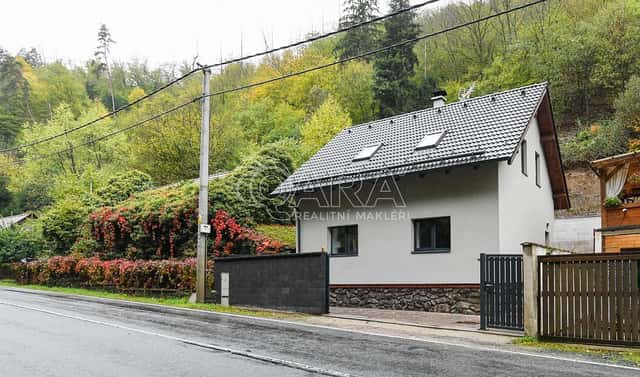 Pronájem domu 92 m² s pozemkem 428 m², Zadní konce, Štěchovice, okres Praha-západ