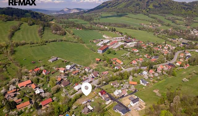 Prodej stavebního pozemku 1 053 m², Lichnov, okres Nový Jičín