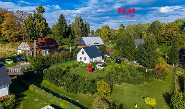 Prodej chaty/chalupy 80 m² s pozemkem 2 058 m², Staré Křečany – Nové Křečany, okres Děčín
