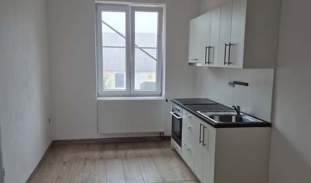 Pronájem bytu 2+1 60 m², 28. října, Staňkov – Staňkov I, okres Domažlice