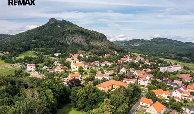 Prodej stavebního pozemku 1 124 m², Třebušín, okres Litoměřice