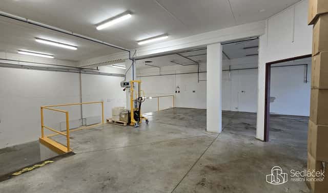 Pronájem výrobních prostor 876 m², Trocnovská, Sokolov