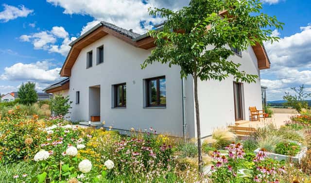 Prodej domu 336 m² s pozemkem 1 240 m², Líšnice, okres Praha-západ
