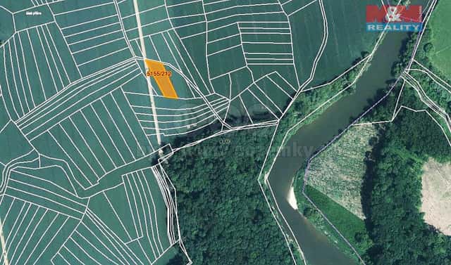 Prodej pole 1 497 m², Vracov, okres Hodonín