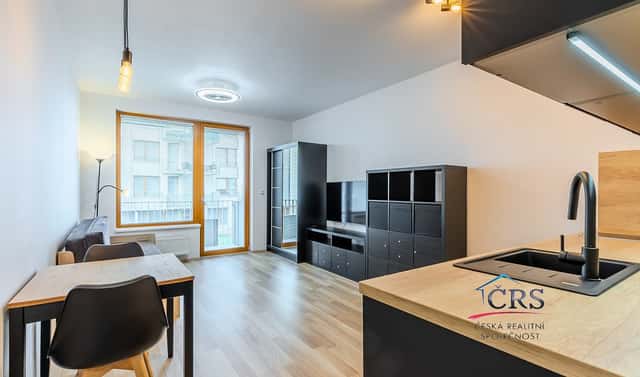 Prodej bytu 1+kk 32 m², Modrého, Praha 9 – Hloubětín