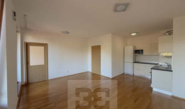 Pronájem bytu 2+kk 63 m², Varhulíkové, Praha 7 – Holešovice