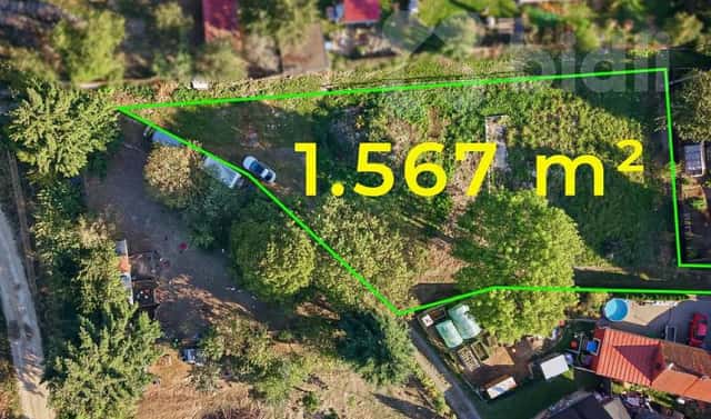 Prodej stavebního pozemku 1 567 m², Lipová – Hrochov, okres Prostějov
