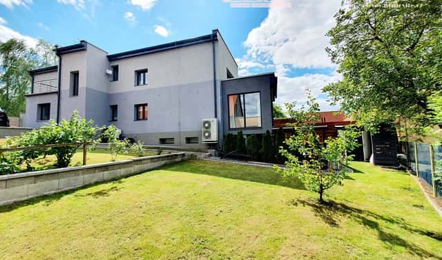 Prodej domu 179 m² s pozemkem 437 m², Okrouhlo, okres Praha-západ