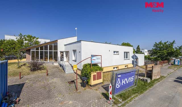 Prodej obchodních prostor 330 m², Mikulovická, Pardubice – Zelené Předměstí