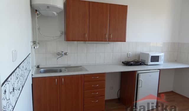 Pronájem bytu 1+kk 30 m², Olbrichova, Opava – Předměstí
