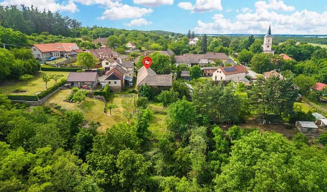 Prodej chaty/chalupy 64 m² s pozemkem 1 393 m², Chvaletice – Hornická Čtvrť, okres Pardubice
