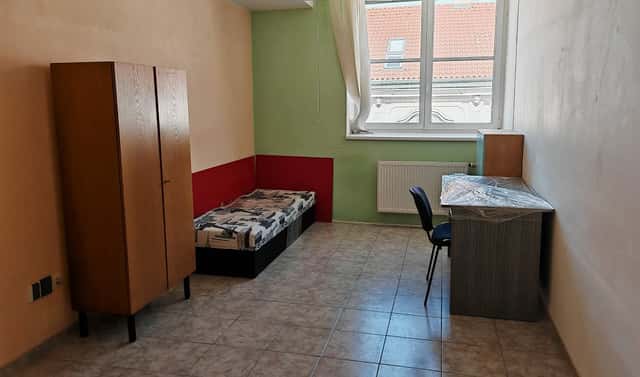 Pronájem bytu 1+1 31 m², Sladkovského, Pardubice – Zelené Předměstí