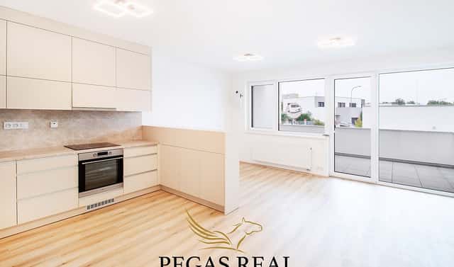 Pronájem bytu 1+kk 43 m², Kumpoštova, Brno – Sadová, okres Brno-město