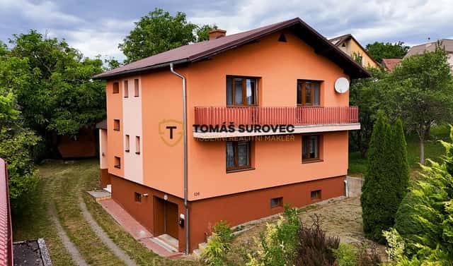 Prodej domu 265 m² s pozemkem 977 m², Tichov, okres Zlín