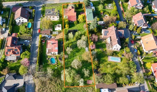 Prodej stavebního pozemku 2 048 m², Družec, okres Kladno