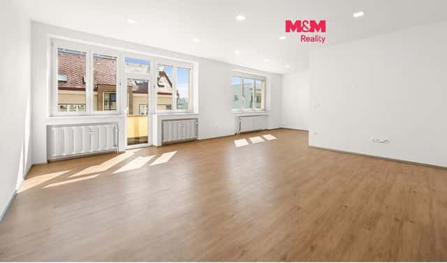 Prodej bytu 3+kk 92 m², Resslova, Hradec Králové