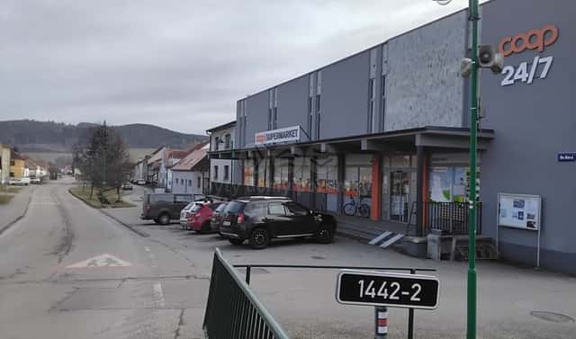 Pronájem obchodních prostor 201 m², Na Návsi, Malenice, okres Strakonice