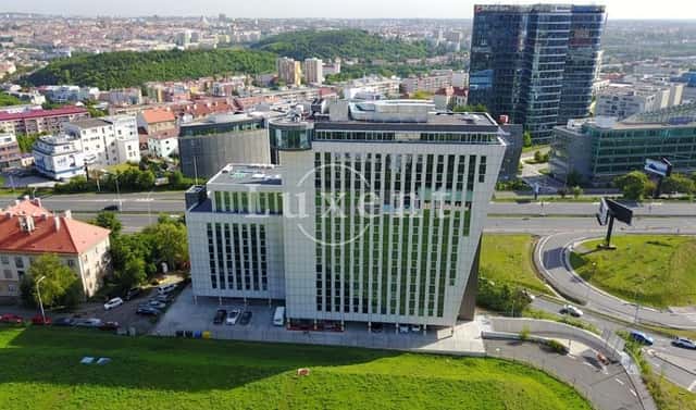 Pronájem kanceláře 260 m², Vyskočilova, Praha 4 – Michle