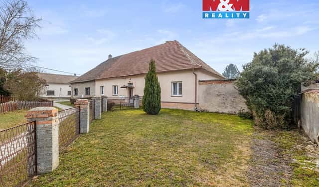 Prodej domu 120 m² s pozemkem 429 m², Kmetiněves, okres Kladno