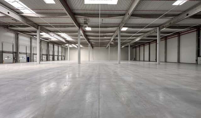 Pronájem výrobních prostor 5 000 m², Tuřany – Lipoltov, okres Cheb