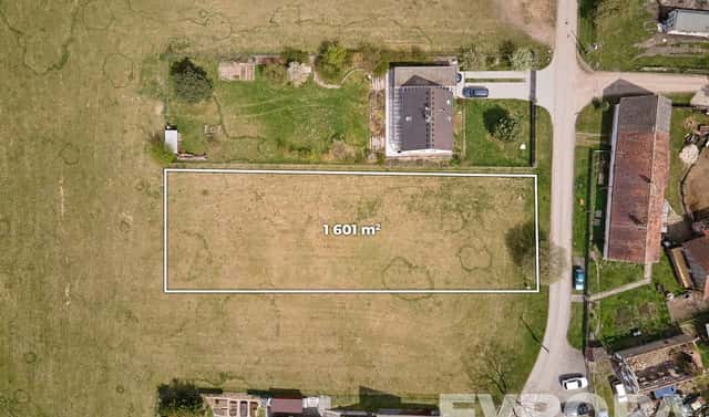 Prodej stavebního pozemku 1 601 m², Býšť, okres Pardubice