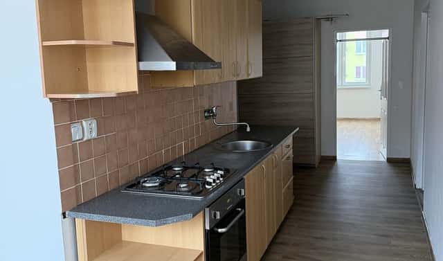 Prodej bytu 2+1 77 m², Sadová, Nové Sedlo, okres Sokolov