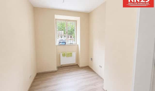 Pronájem obchodních prostor 25 m², Hlavní třída, Mariánské Lázně, okres Cheb