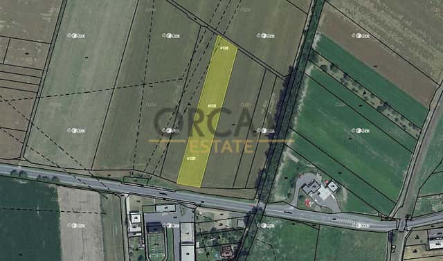 Prodej pole 1 021 m², Hulín, okres Kroměříž