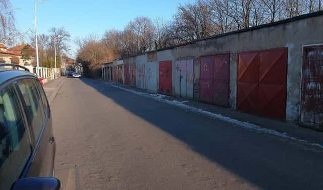 Prodej ostatní Garáž, 16m2, Praha, Praha 6, Dejvice, Glinkova, Praha 6 – Dejvice