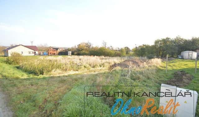 Prodej stavebního pozemku 1 202 m², Lazníky, okres Přerov