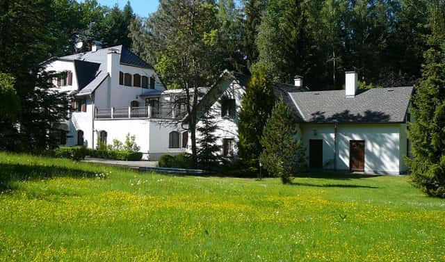 Prodej domu 1 000 m² s pozemkem 133 323 m², Štoky, okres Havlíčkův Brod