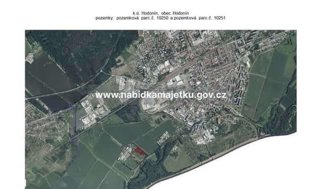 Prodej pozemku 15 621 m², Hodonín