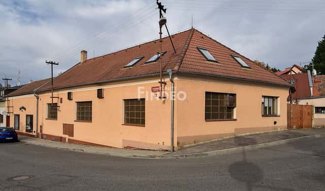 Pronájem výrobních prostor 1 350 m², Tylova, Beroun – Beroun-Závodí