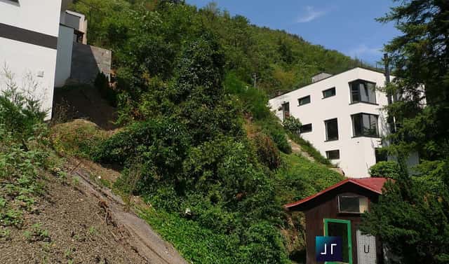 Prodej stavebního pozemku 773 m², Mánesova, Černošice, okres Praha-západ