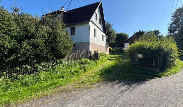 Prodej domu 150 m² s pozemkem 892 m², Stružnice – Jezvé, okres Česká Lípa