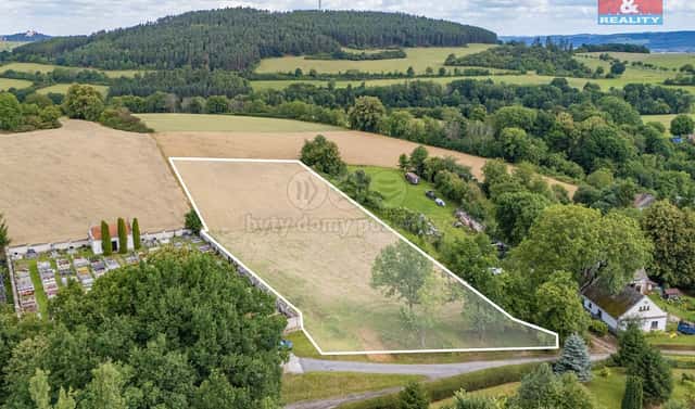 Prodej stavebního pozemku 6 734 m², Nechvalice, okres Příbram
