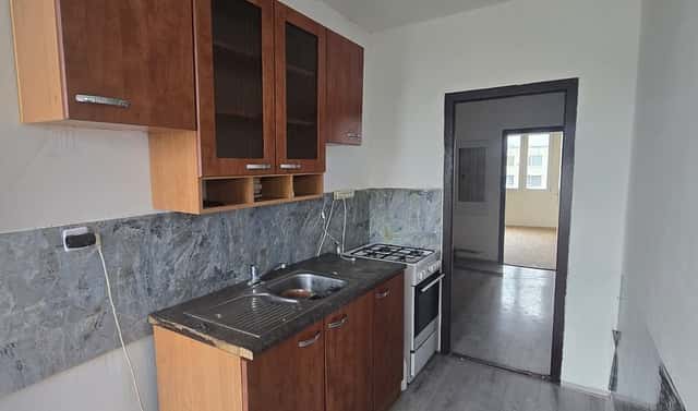 Pronájem bytu 4+1 99 m², Jindřicha Plachty, Ústí nad Labem – Mojžíř