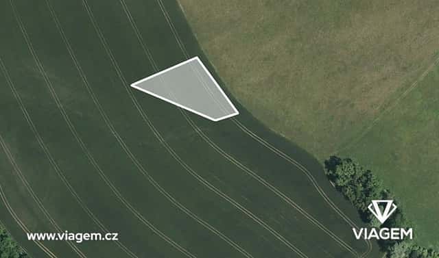 Prodej pole 1 077 m², Horní Němčí, okres Uherské Hradiště