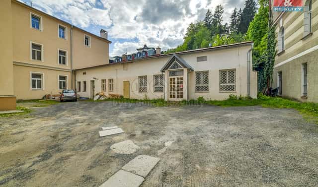 Prodej obchodních prostor 143 m², Ruská, Mariánské Lázně, okres Cheb