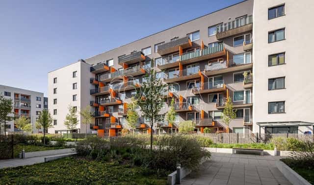 Pronájem bytu 3+kk 83 m², Strnadových, Praha 9 – Vysočany