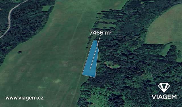 Prodej pole 4 977 m², Lipina, okres Olomouc