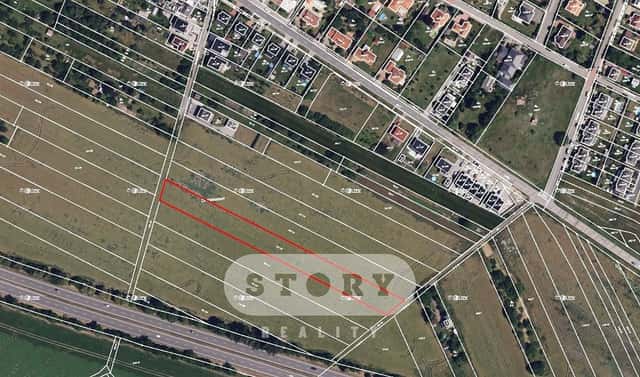 Prodej pole 4 759 m², Křelov-Břuchotín, okres Olomouc