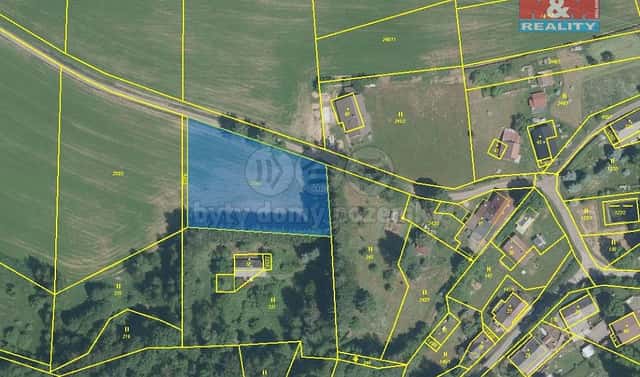 Prodej pole 2 465 m², Lomnice nad Popelkou – Želechy, okres Semily