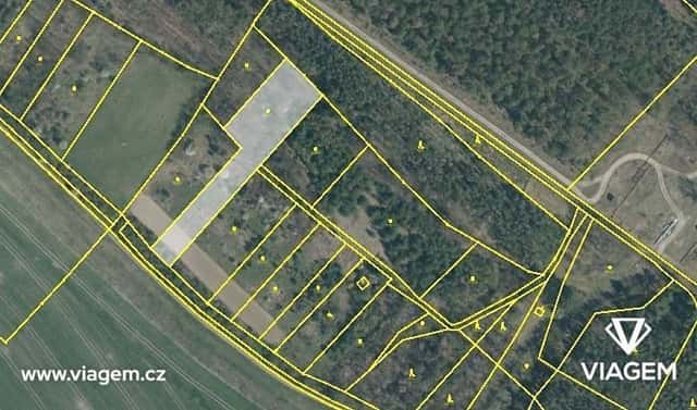 Prodej pole 1 665 m², Bechlín, okres Litoměřice