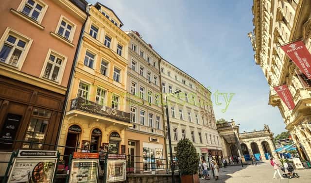 Prodej nájemního domu, činžáku 350 m², Lázeňská, Karlovy Vary