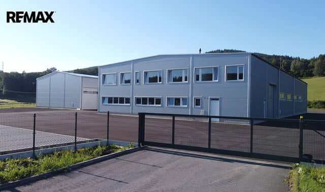 Pronájem výrobních prostor 1 500 m², Husinec, okres Prachatice