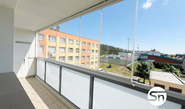 Pronájem bytu 3+1 70 m², Nad Stadionem, Králův Dvůr, okres Beroun
